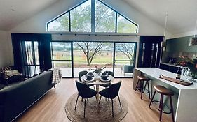 Villas At Small Batch Brewery & Hop Farm Mudgee